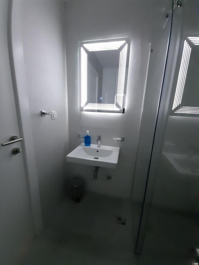 Rent Apartment Lux Soho City Бар Экстерьер фото