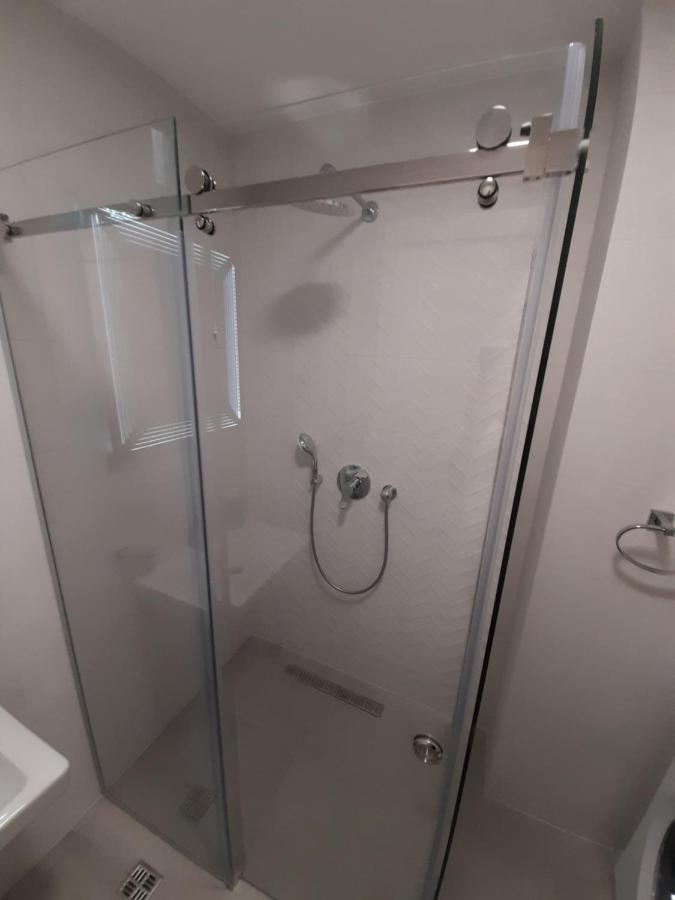 Rent Apartment Lux Soho City Бар Экстерьер фото